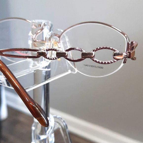 New pink/rose gold Eyeglass Frame, Rx'able, oval metal, women glasses, 52-17-130 - Picture 3 of 5